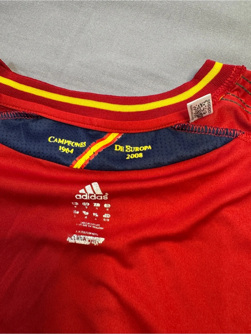 Spain 2012 Home football shirt jersey camiseta Adidas Size Medium 0024